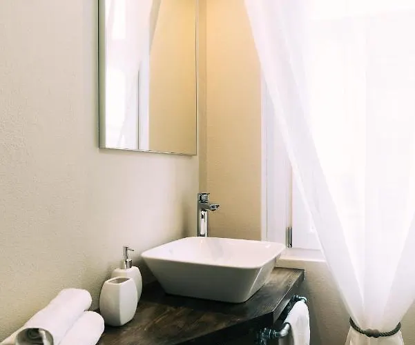 Hotel apartamentowy Mazzini 33 Lainate
